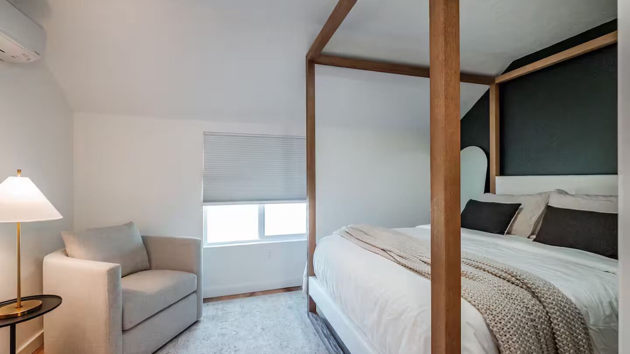 Photo of Bedroom in Springfield