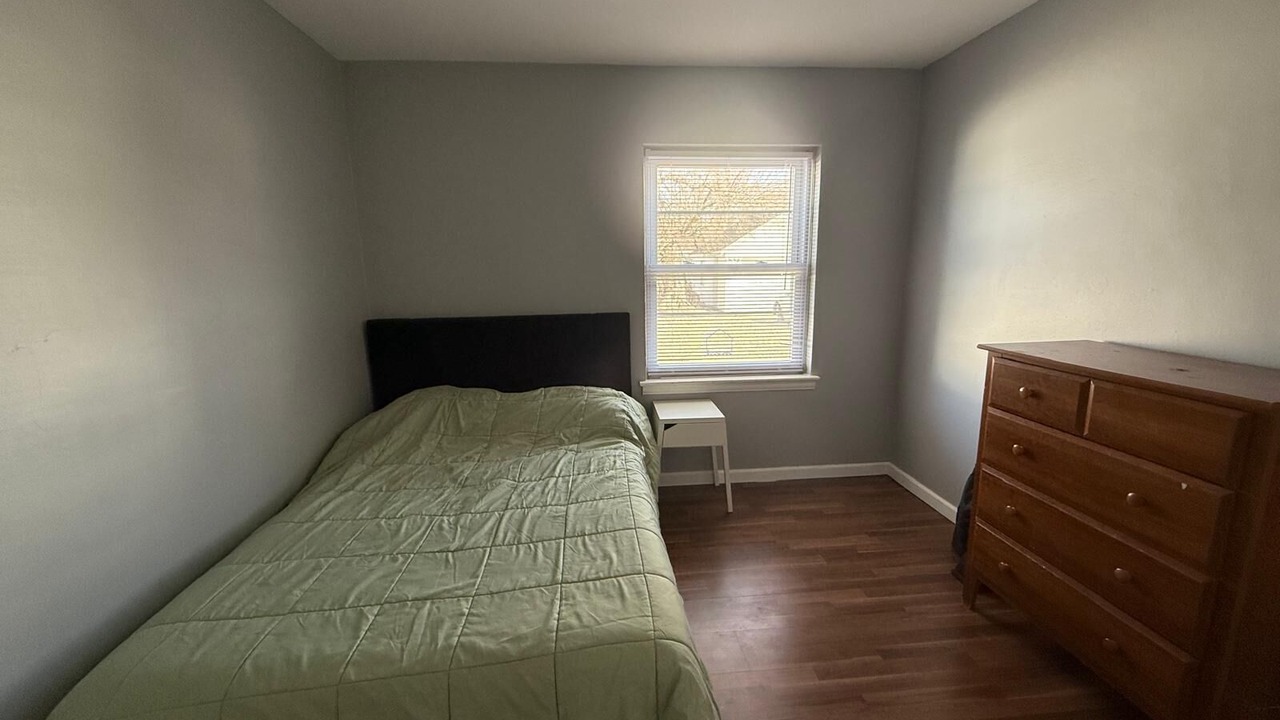 Photo of Bedroom in Oak Park