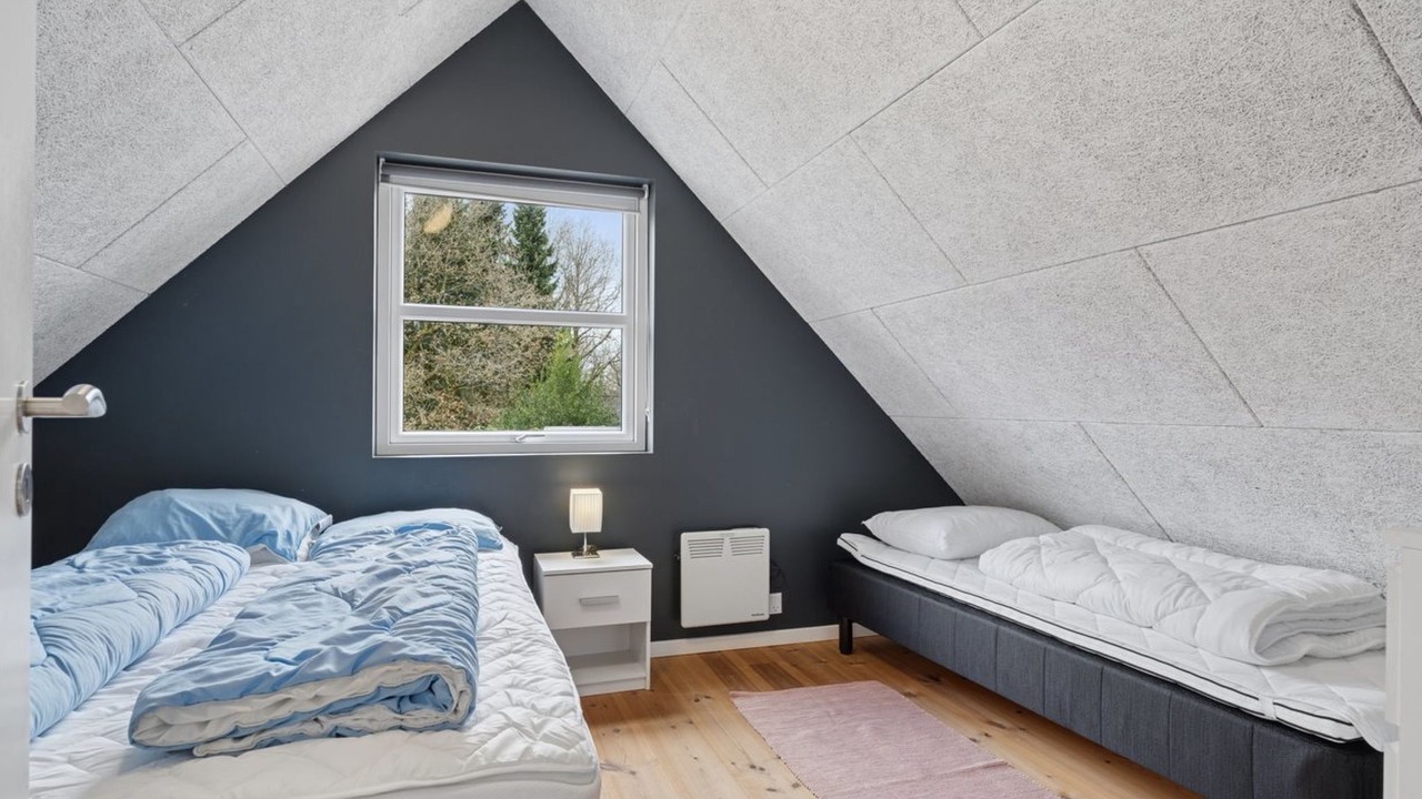 Photo of Others in Skygge