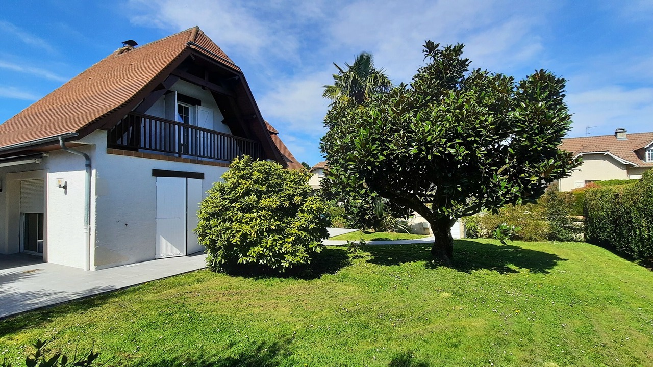 Photo of Outdoor in Pau Nord