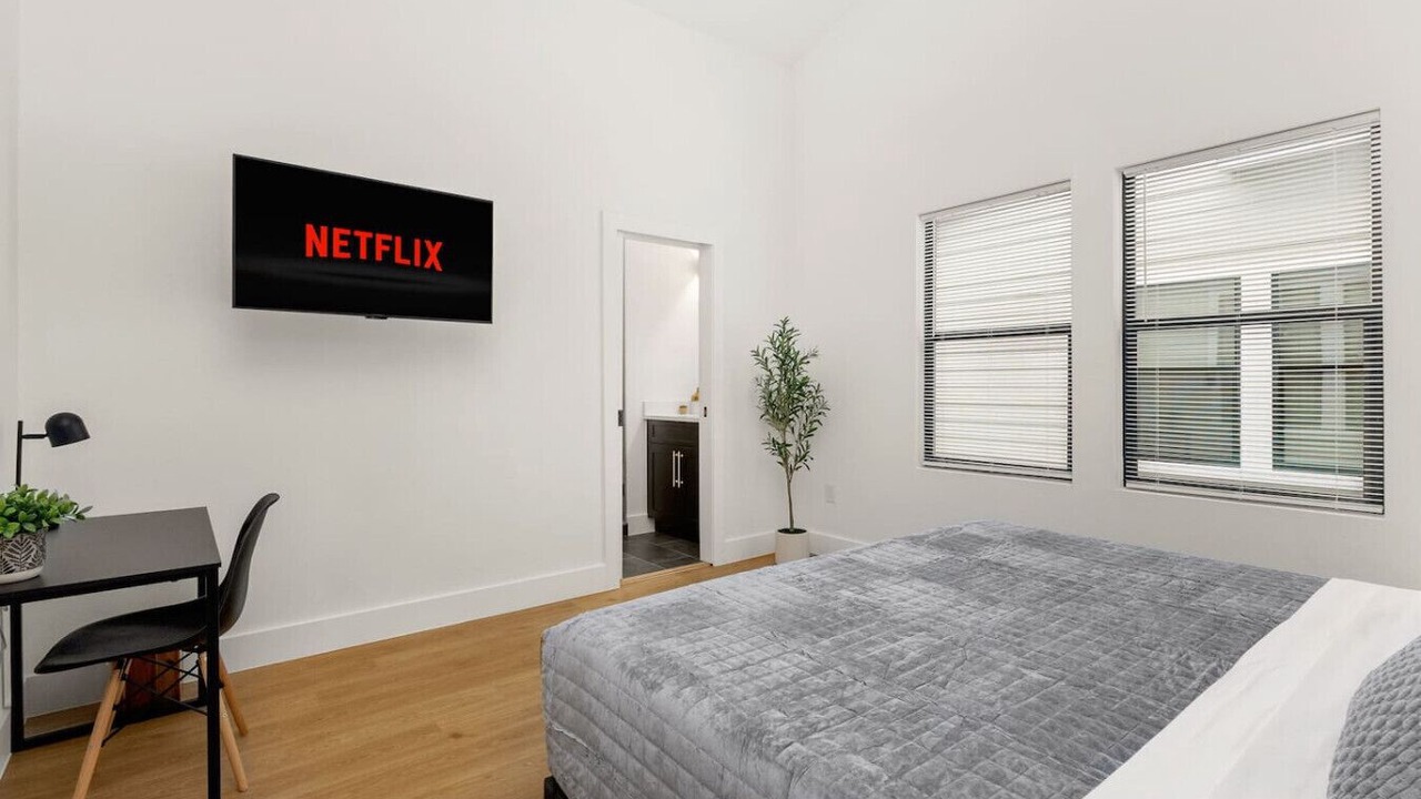 Photo of Bedroom in Nevada Street