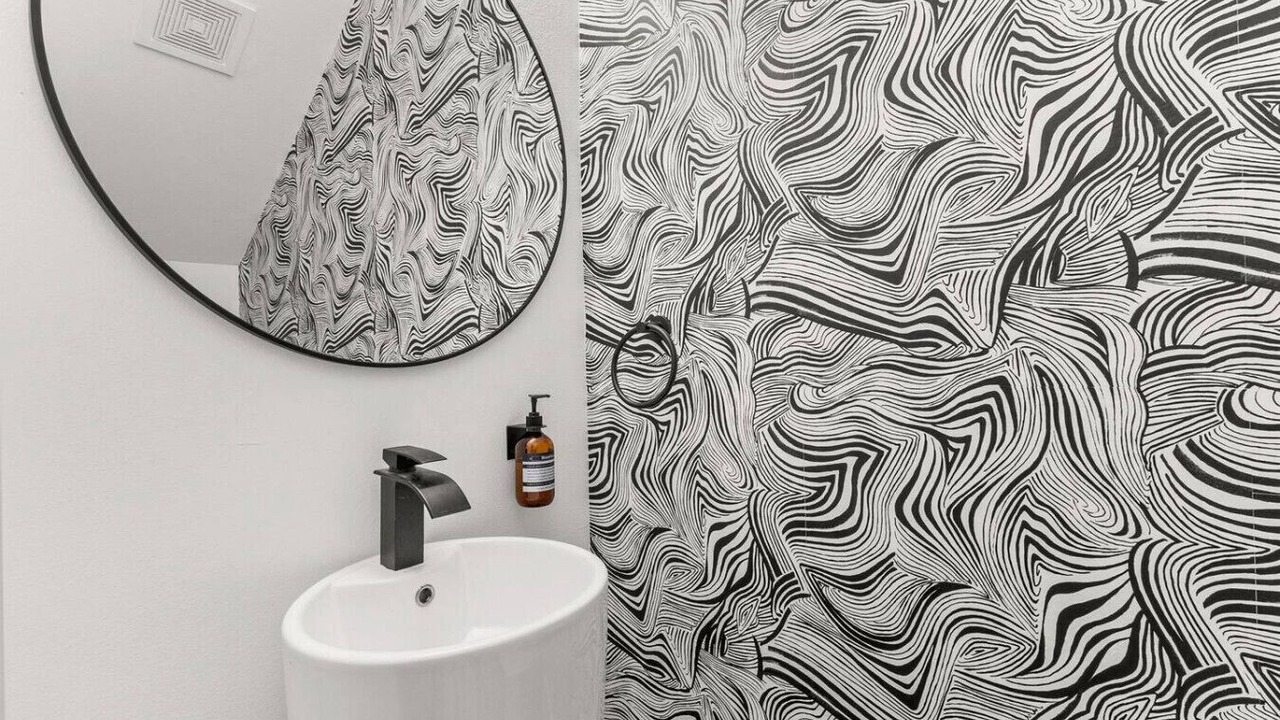 Photo of Bathroom in Nevada Street