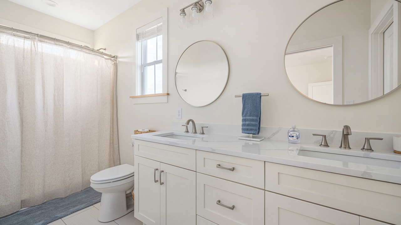 Photo of Bathroom in Newport