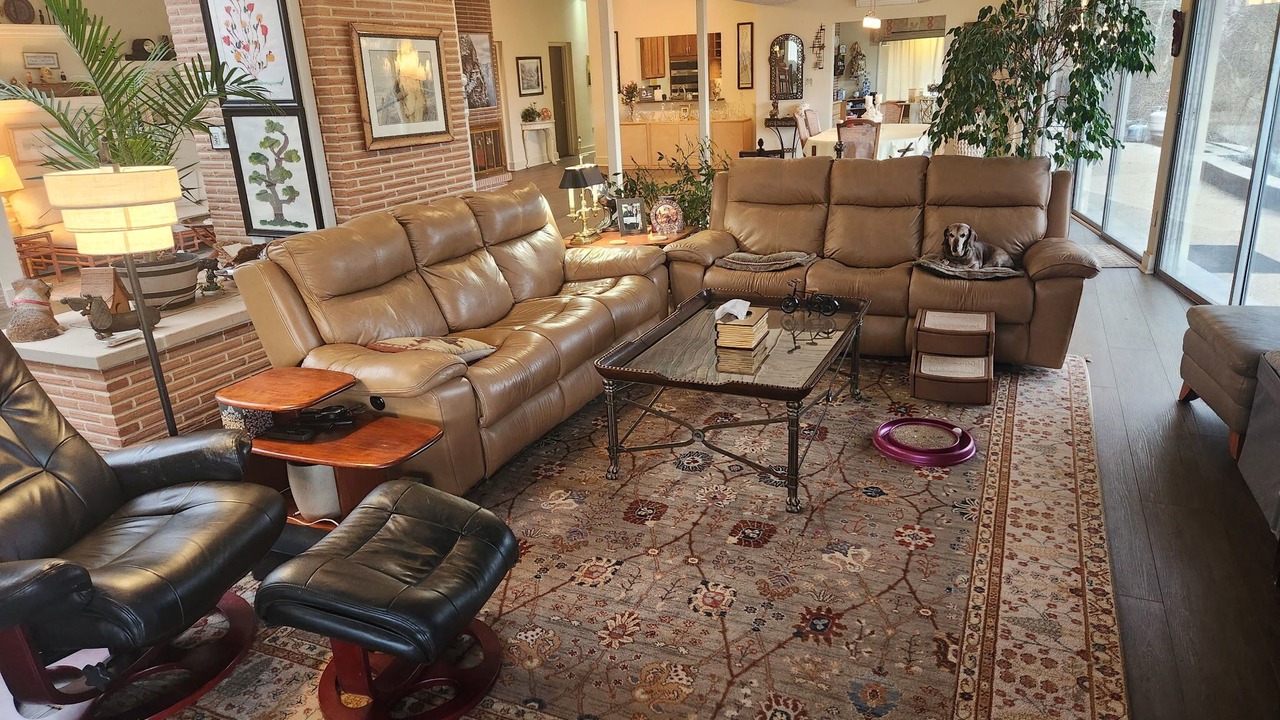 Photo of Livingroom in Boalsburg