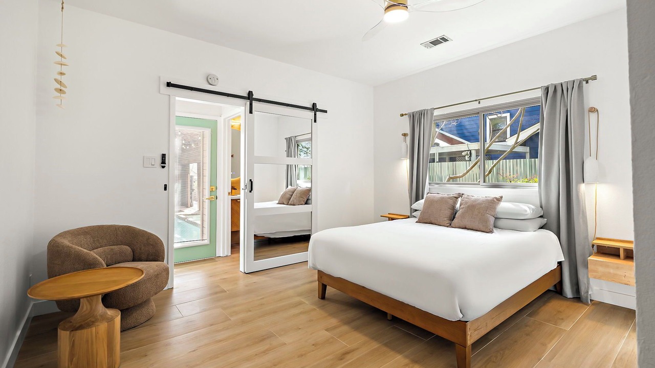Photo of Bedroom in Clarksville
