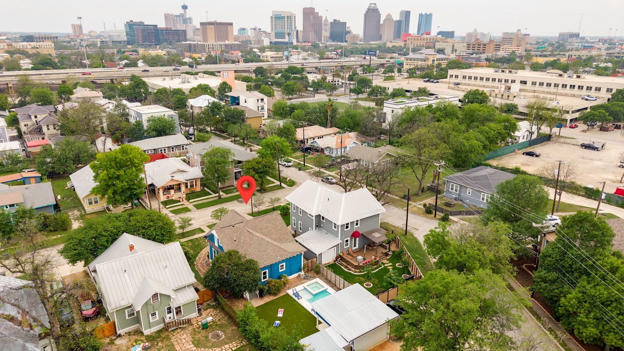 Photo of Others in Tobin Hill