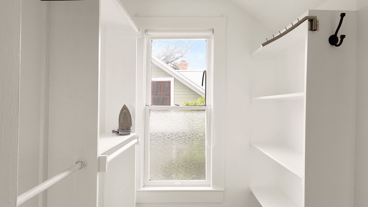 Photo of Bedroom in Tobin Hill