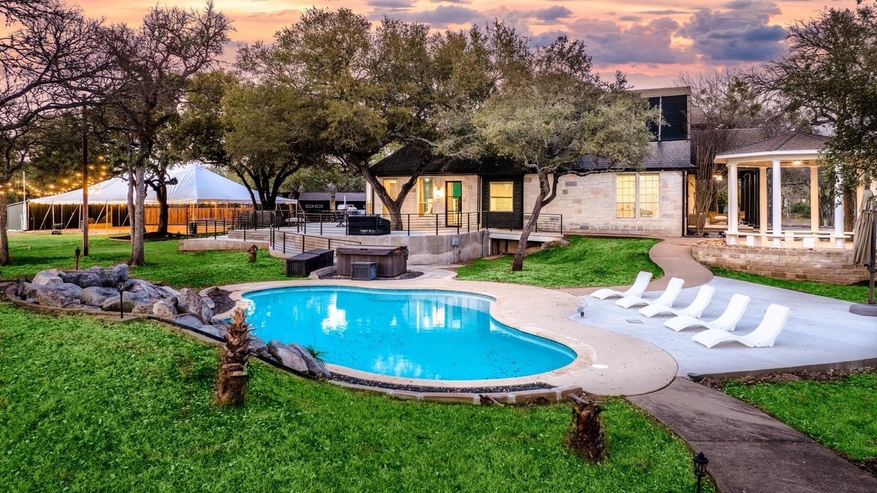 Photo of Outdoor in Shady Hollow