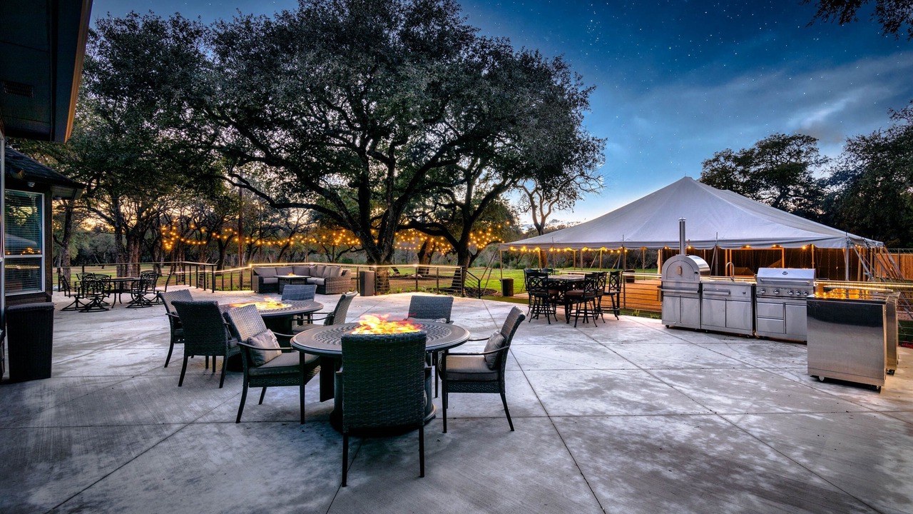 Photo of Outdoor in Shady Hollow