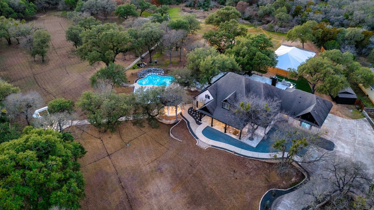 Photo of Outdoor in Shady Hollow