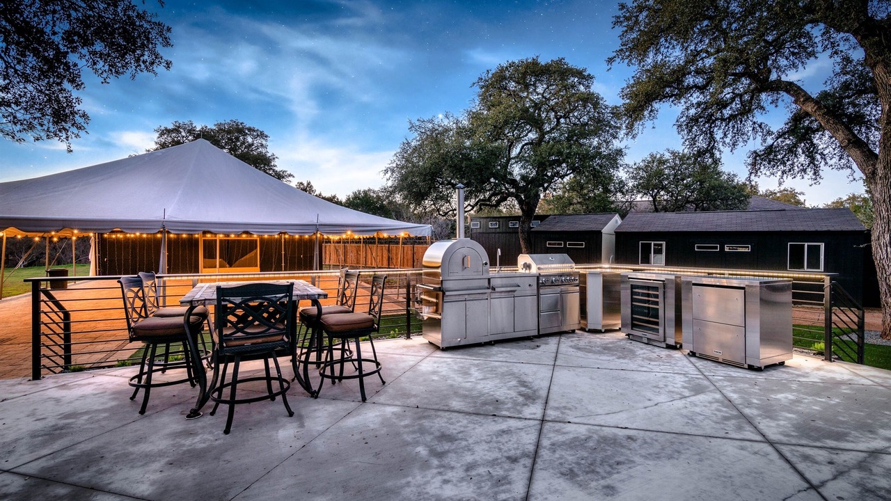 Photo of Outdoor in Shady Hollow