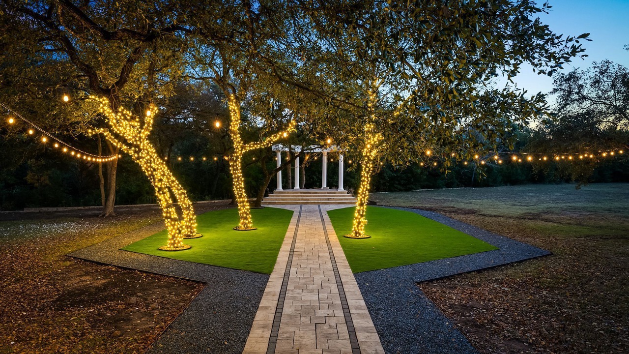 Photo of Outdoor in Shady Hollow
