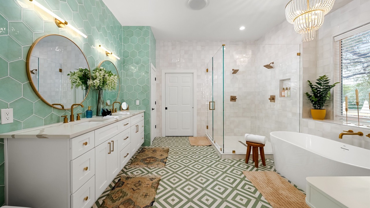 Photo of Bathroom in Shady Hollow