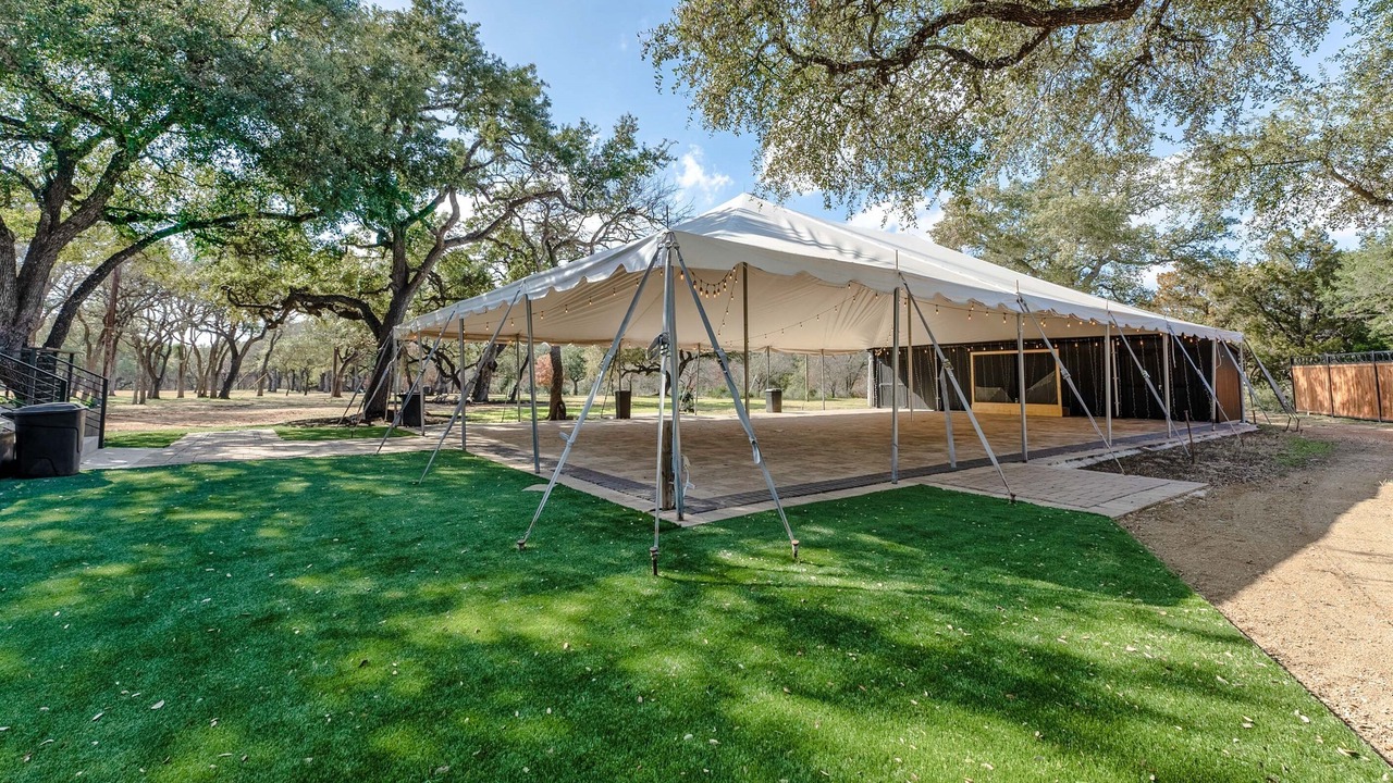 Photo of Outdoor in Shady Hollow