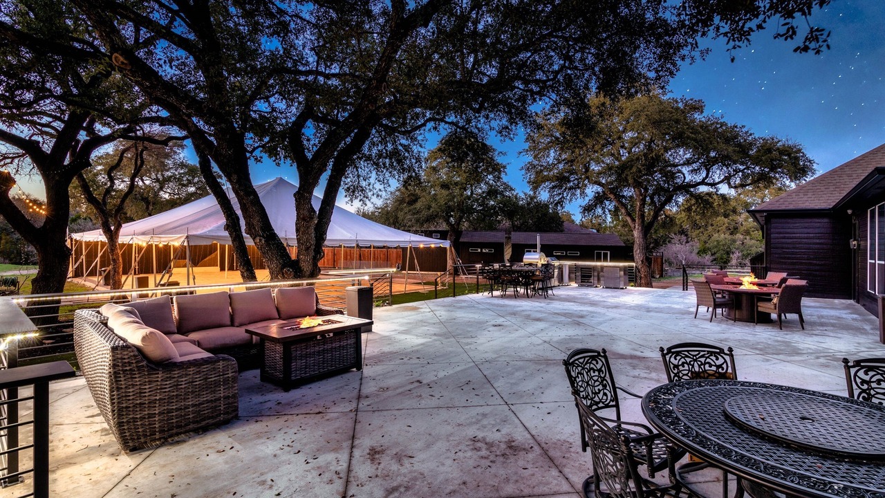 Photo of Outdoor in Shady Hollow