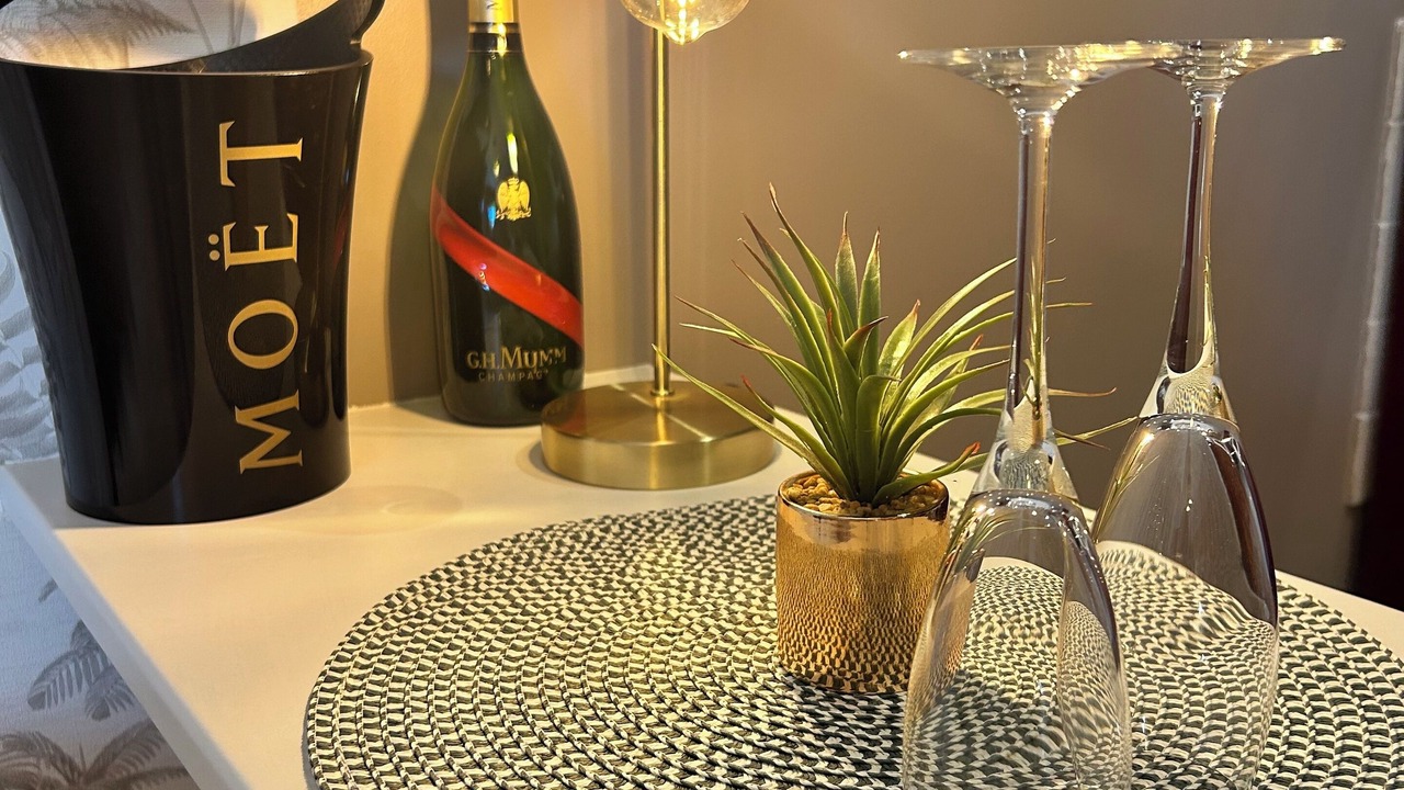 Photo of Others in Epernay