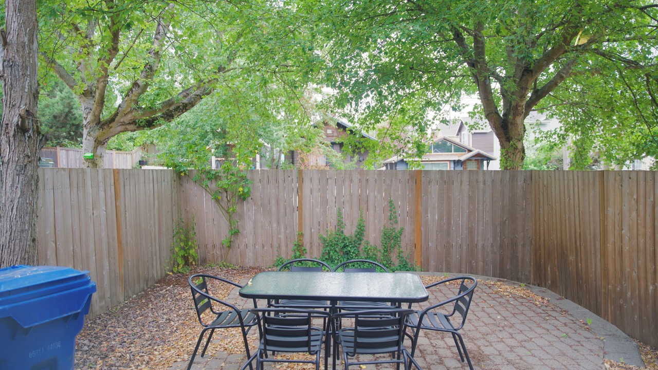 Photo of Outdoor in Mann