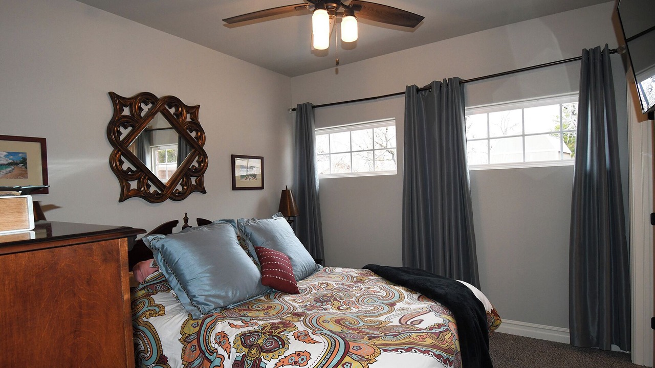 Photo of Bedroom in Cookson