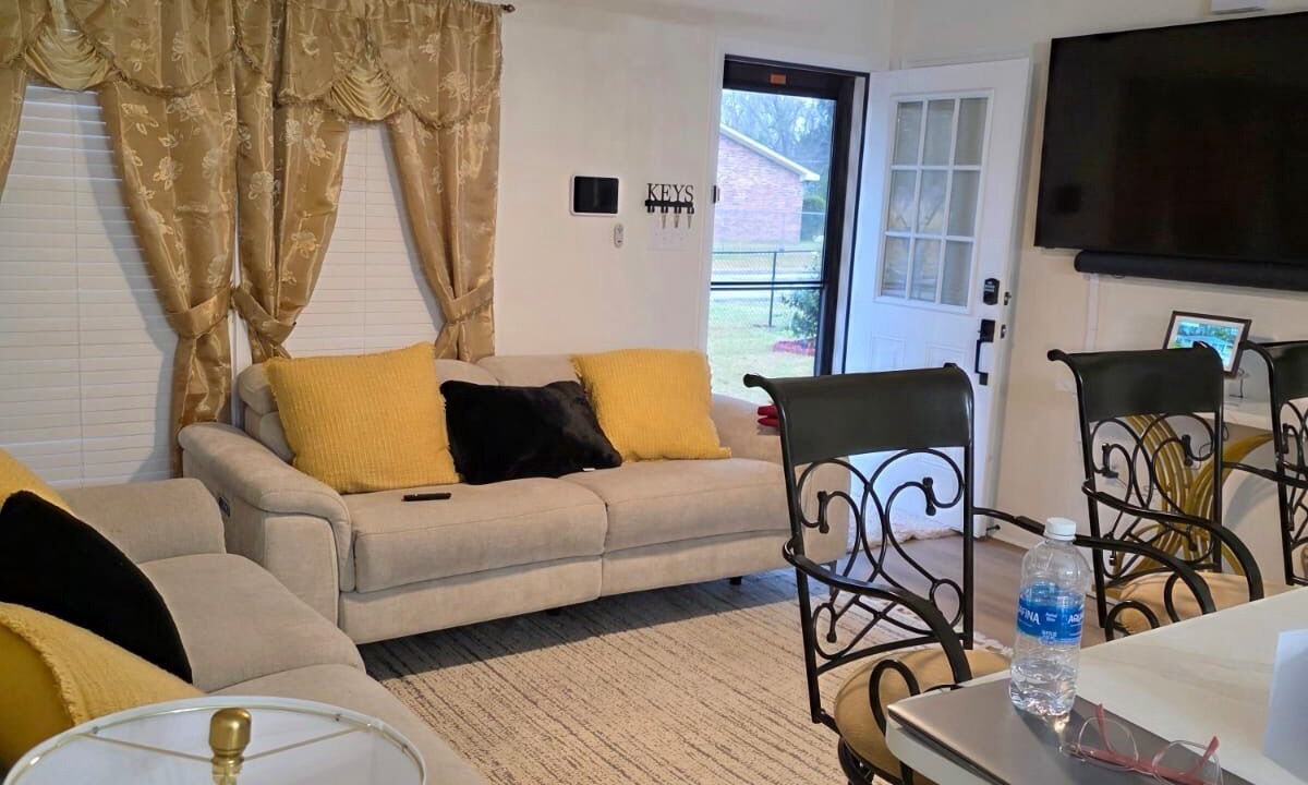 Photo of Livingroom in Georgetown