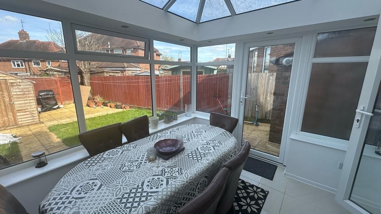 Photo of Livingroom in Northampton