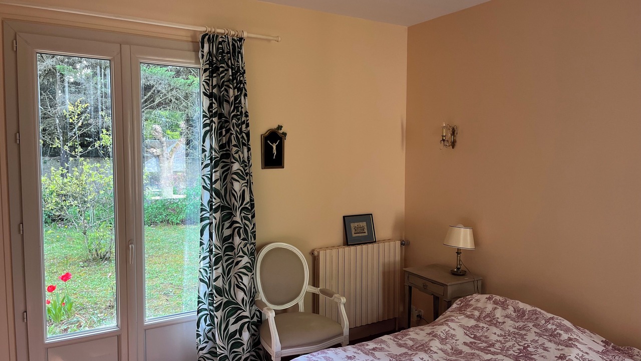 Photo of Bedroom in Rochecorbon