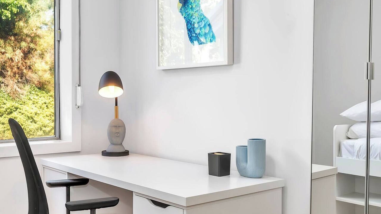 Photo of Bedroom in Oaklands Park