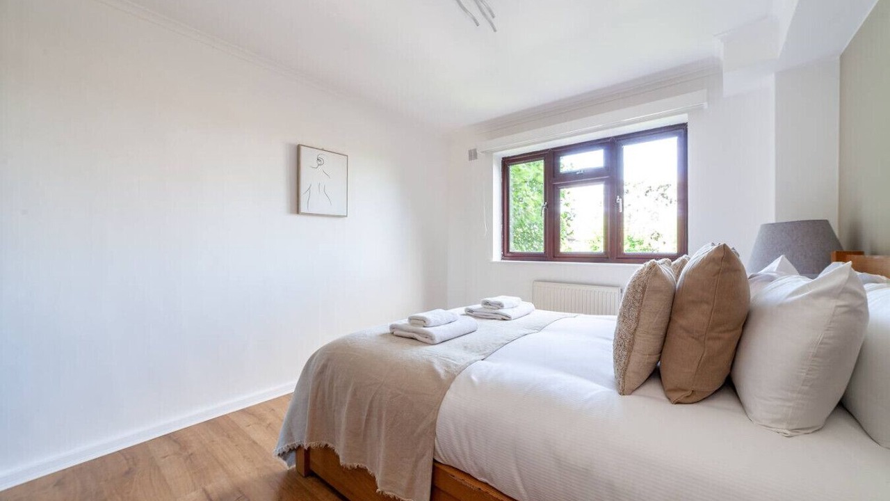 Photo of Bedroom in Ealing Broadway