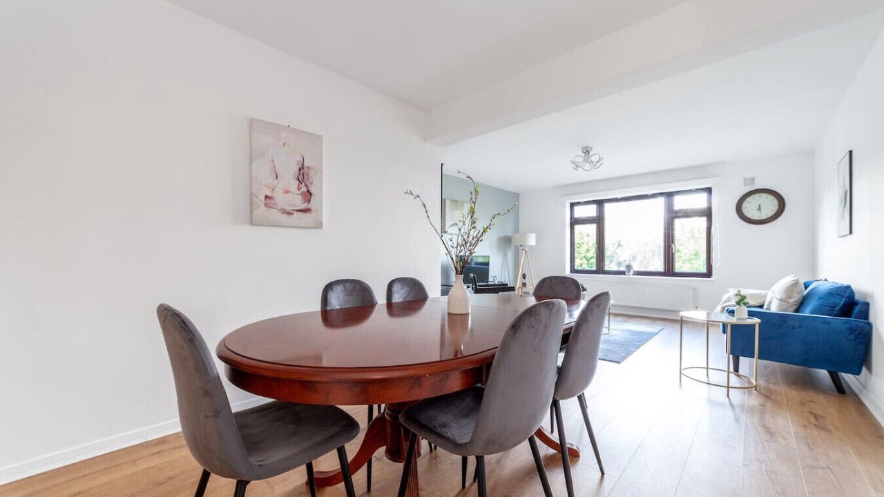 Photo of Others in Ealing Broadway