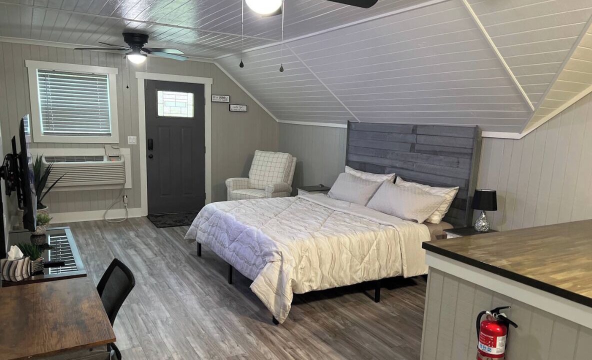 Photo of Bedroom in Lawrenceville