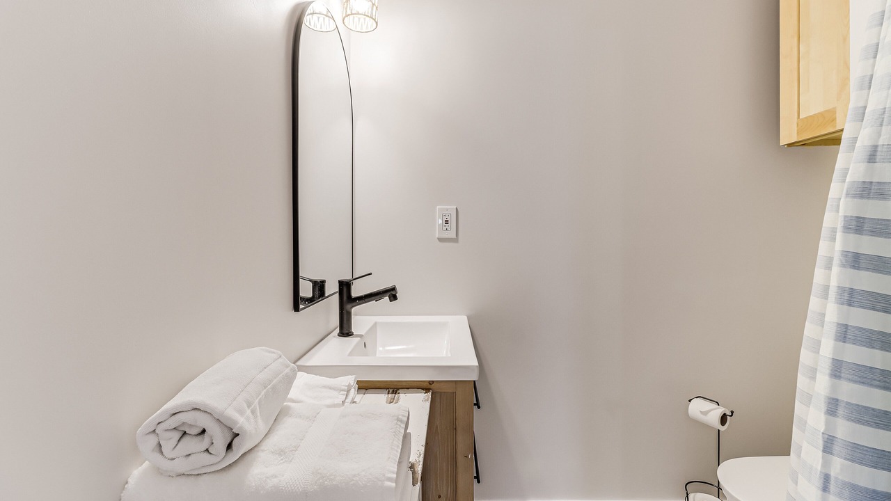 Photo of Bathroom in Flour Bluff