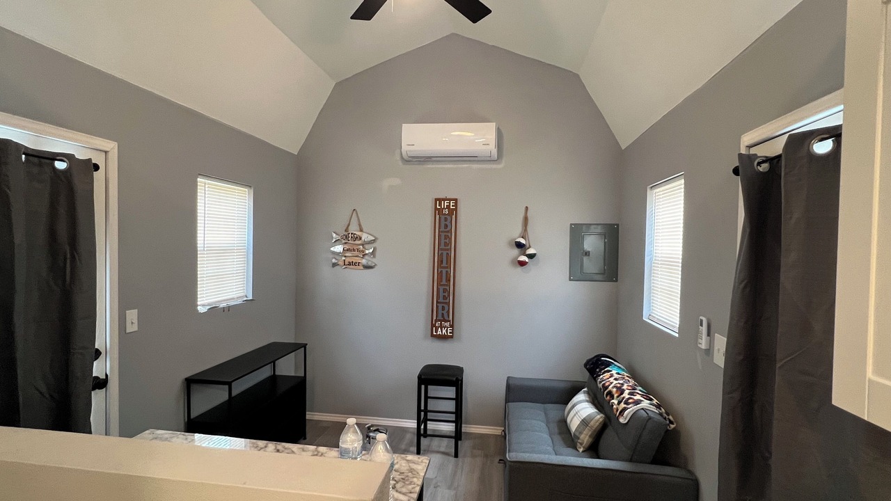 Photo of Livingroom in Lake Brownwood