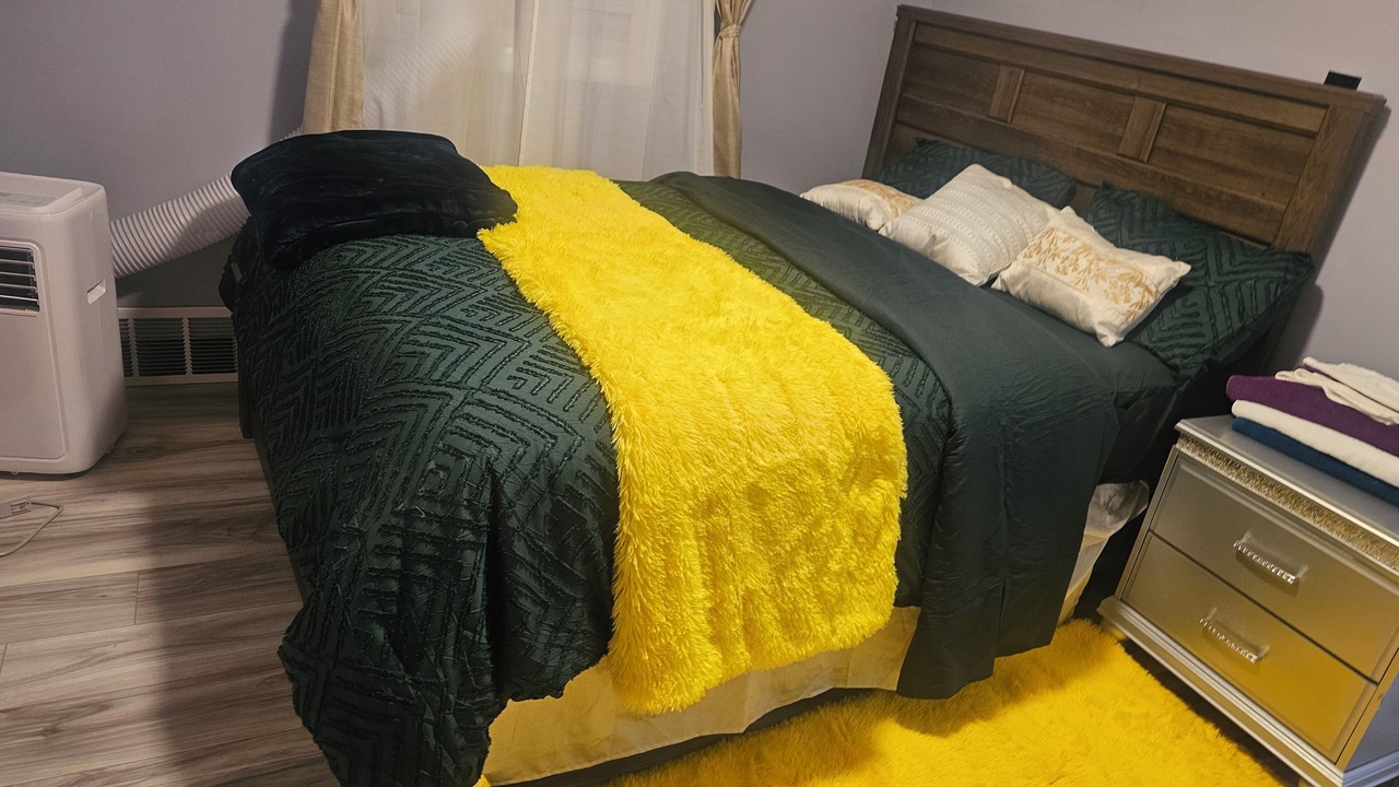 Photo of Bedroom in Orchard Park