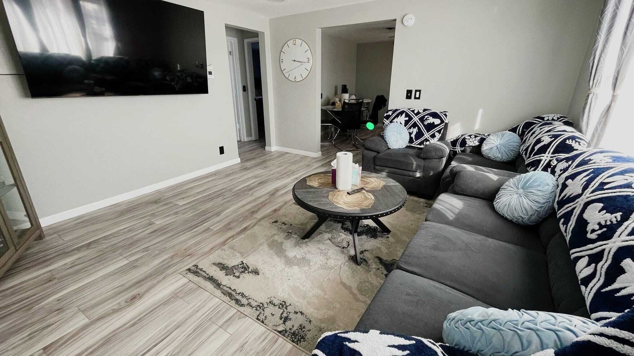 Photo of Livingroom in Orchard Park