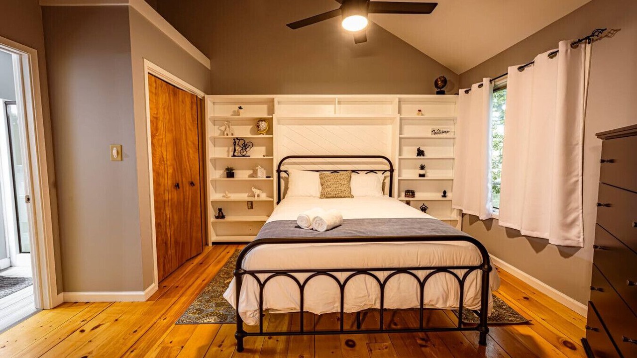 Photo of Bedroom in East Stroudsburg