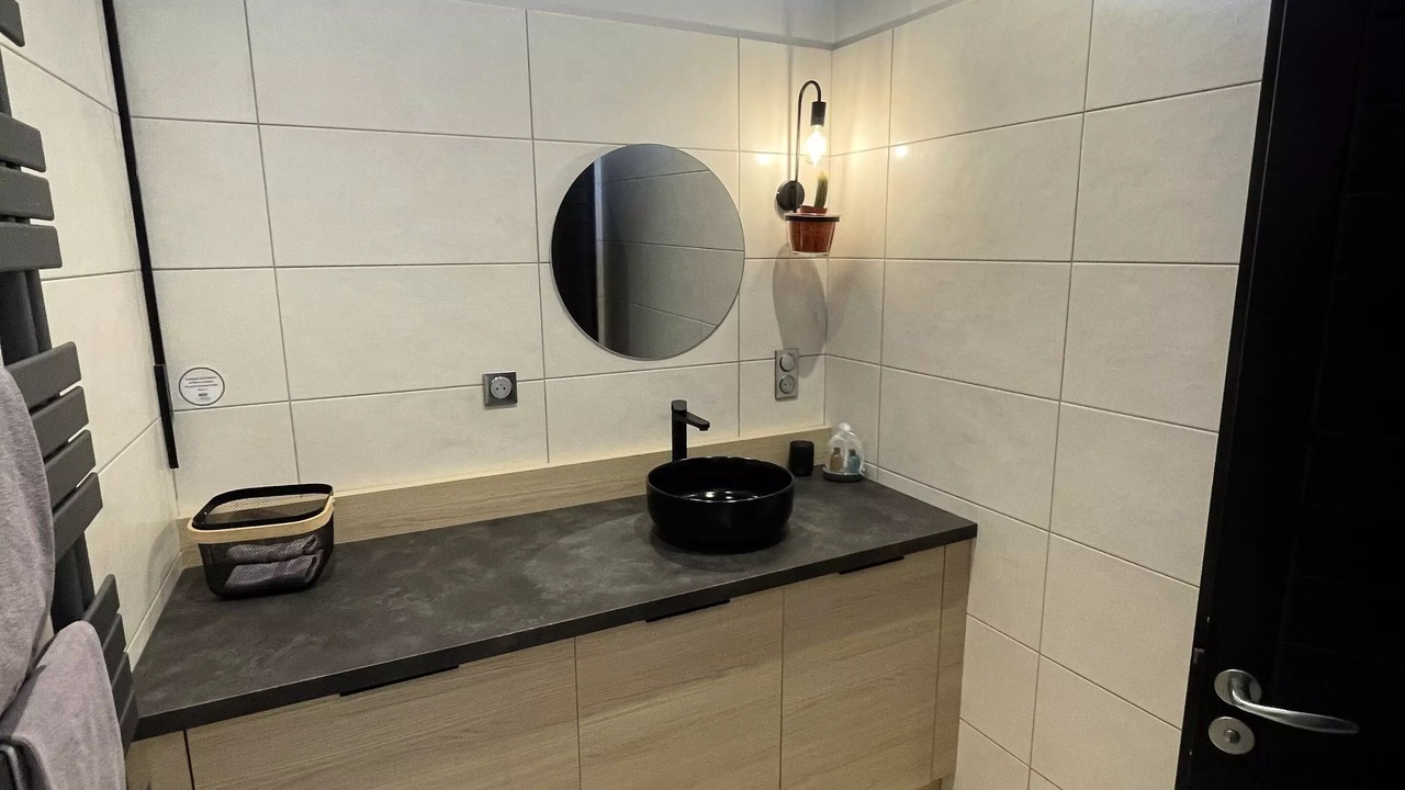 Photo of Bathroom in Saint-Affrique