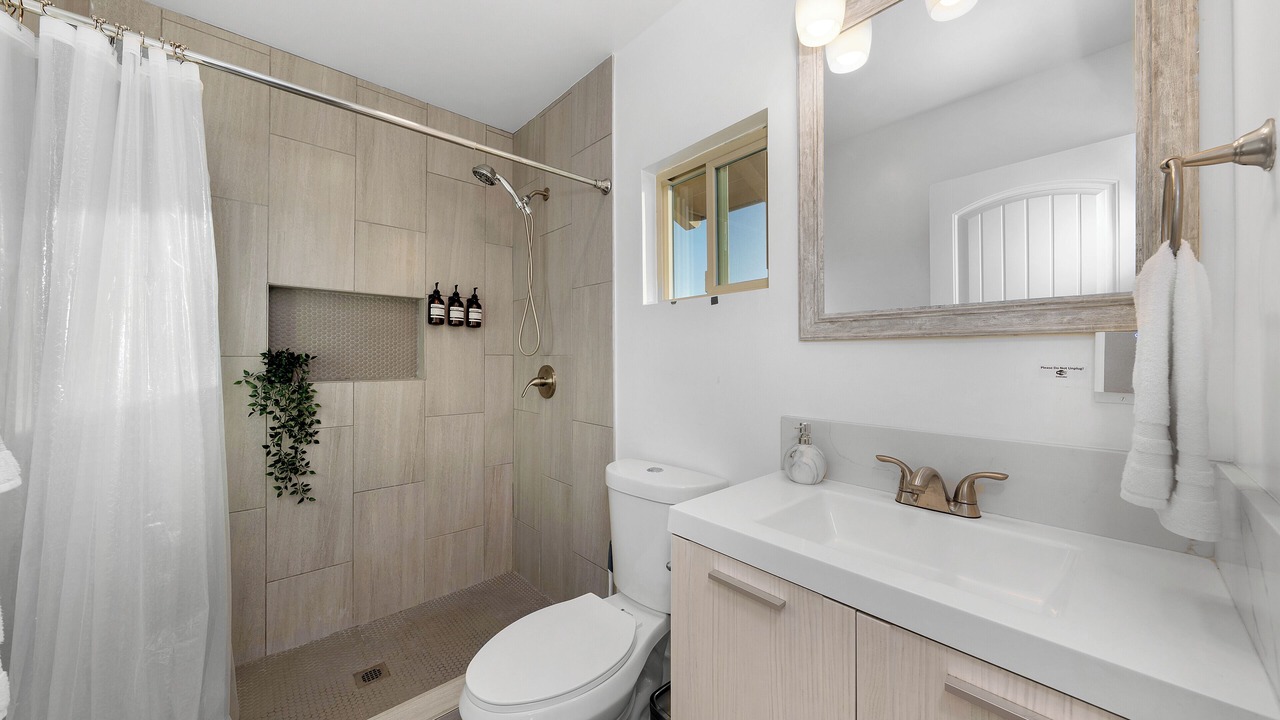 Photo of Bathroom in Lincoln Acres