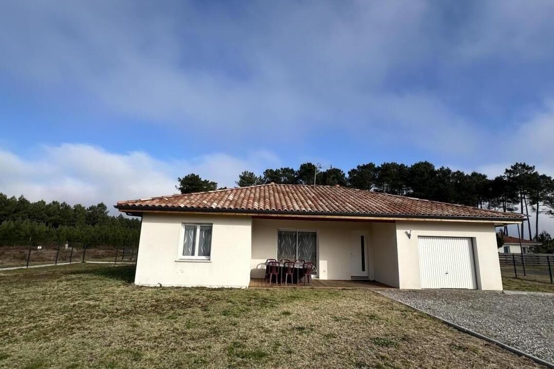 Photo of Outdoor in Escource