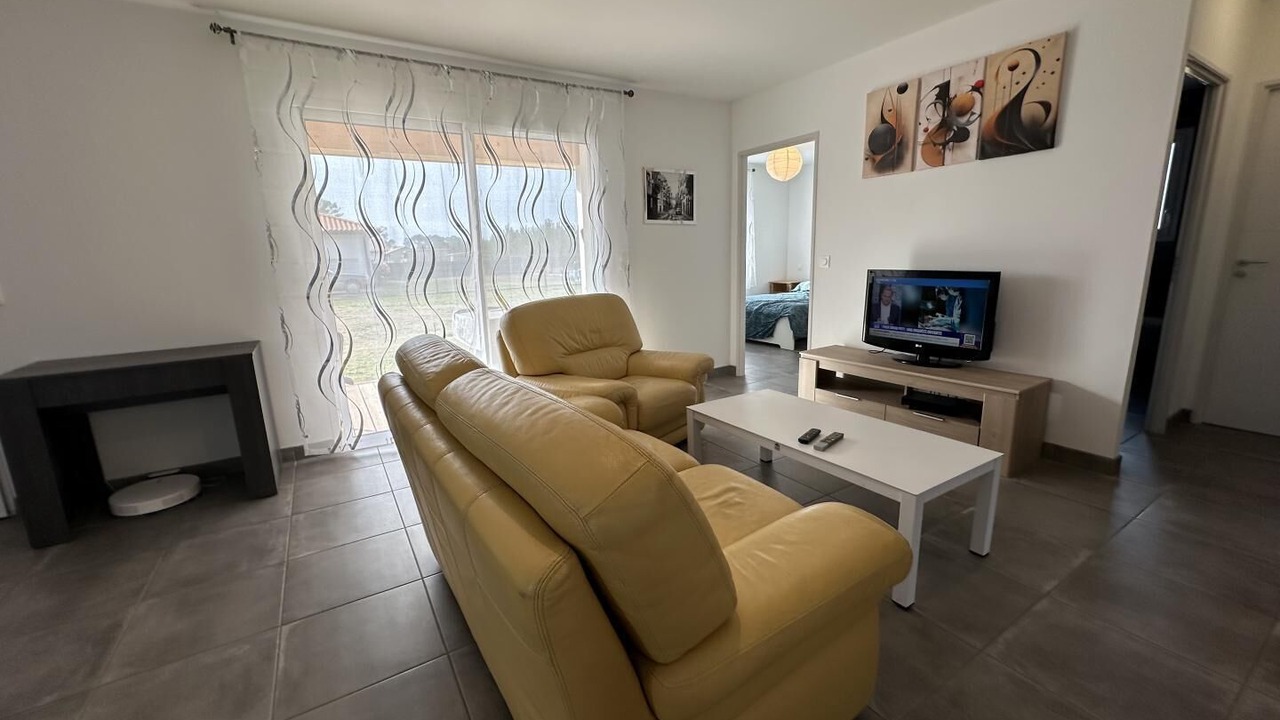 Photo of Livingroom in Escource