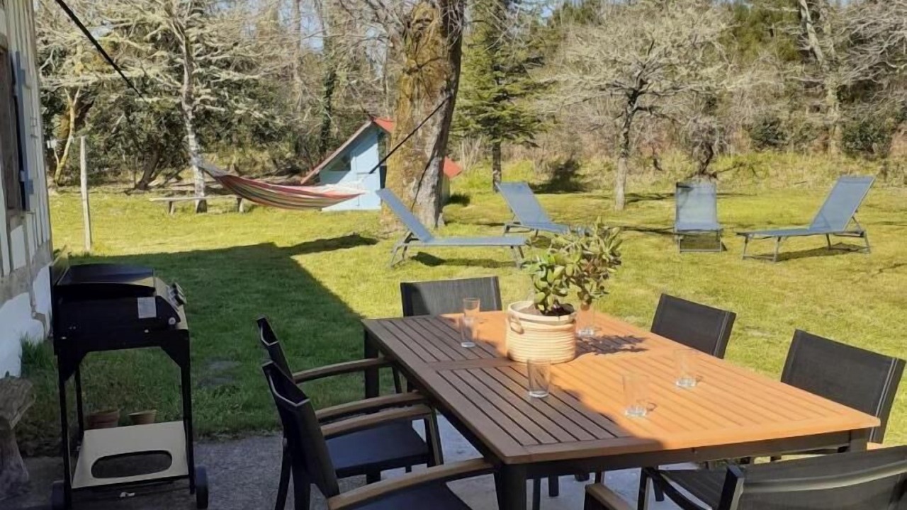 Photo of Outdoor in Sabres
