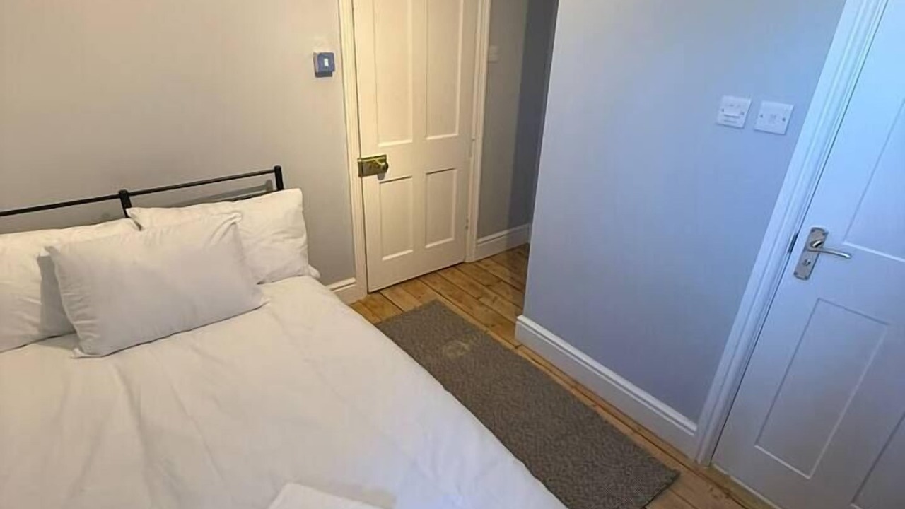 Photo of Others in Earley