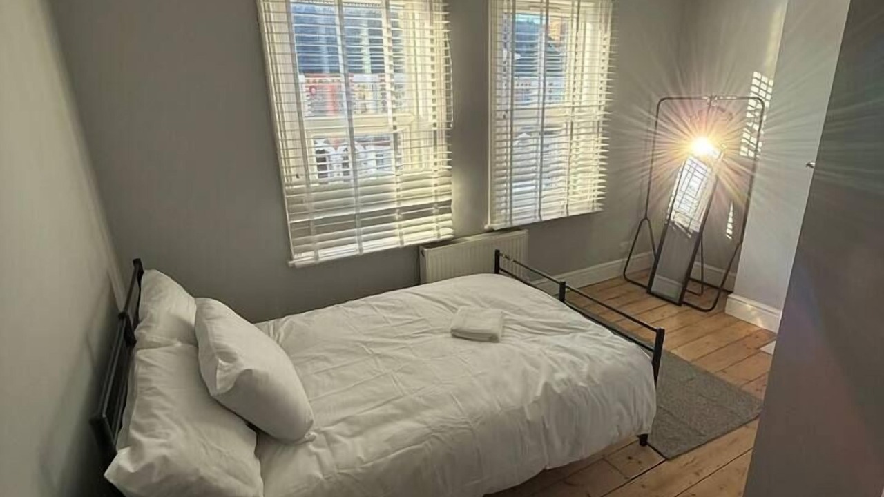 Photo of Others in Earley