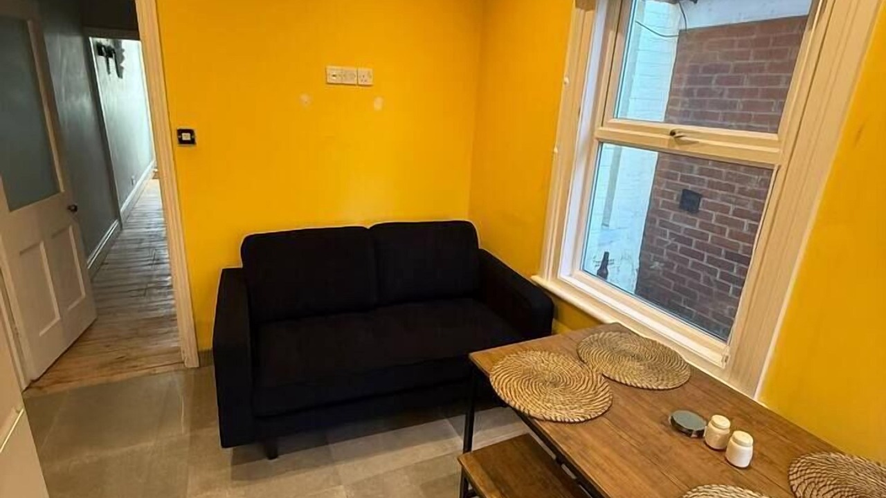 Photo of Others in Earley