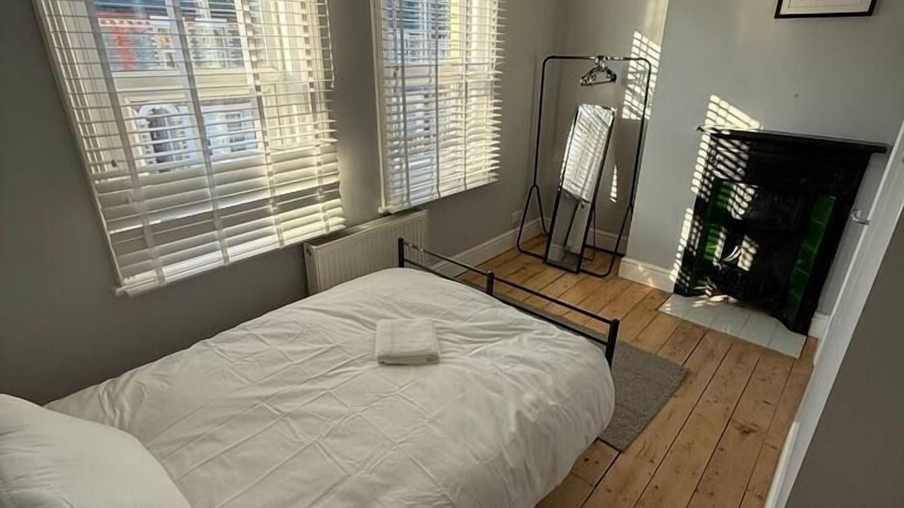 Photo of Others in Earley