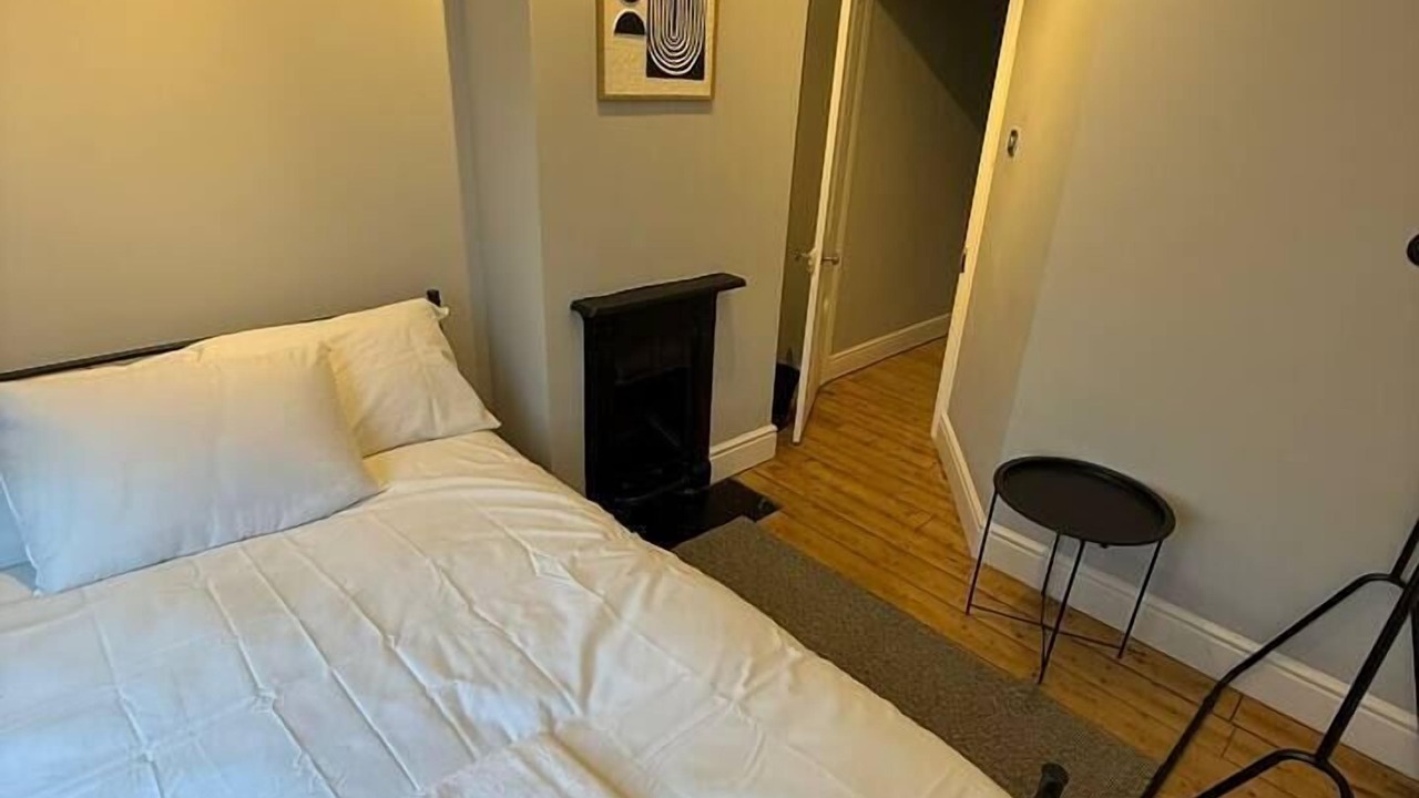 Photo of Others in Earley