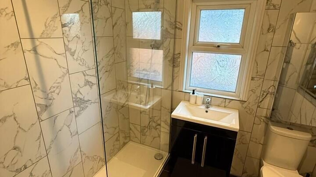 Photo of Others in Earley