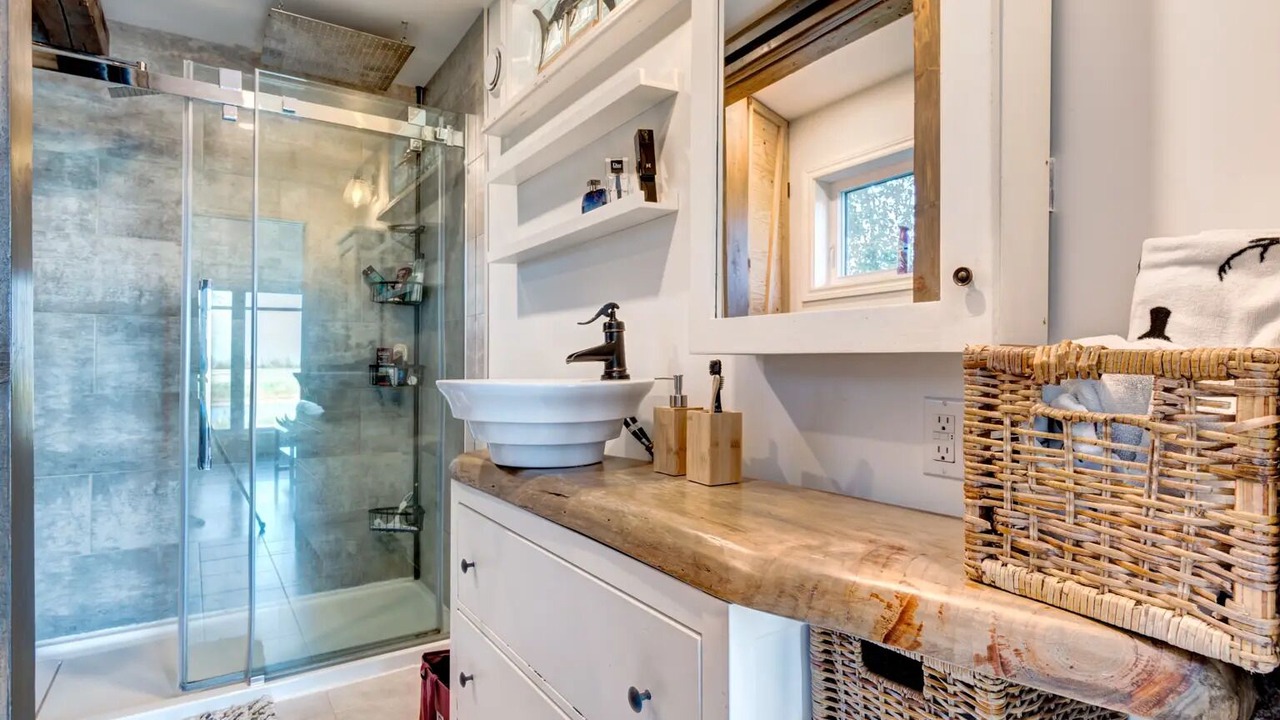 Photo of Bathroom in Sainte-Anne-de-Sorel