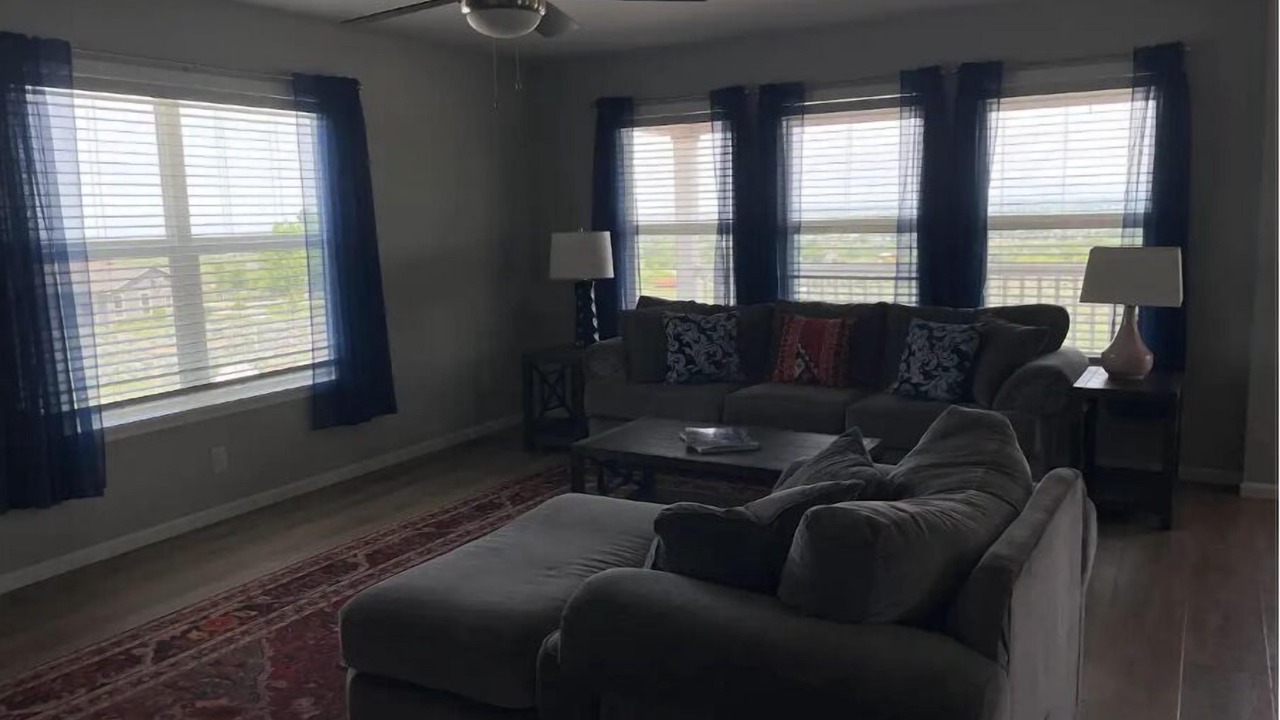 Photo of Livingroom in Lander