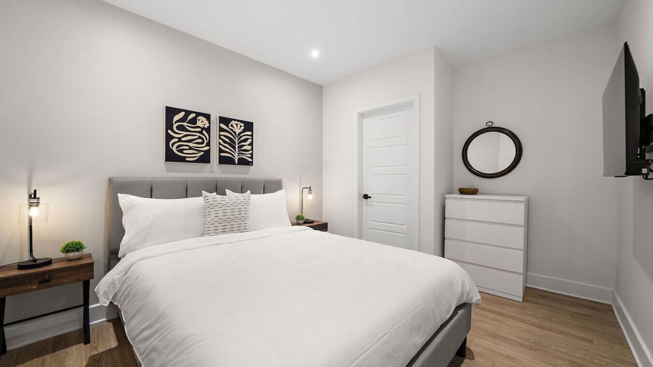 Photo of Bedroom in Chinatown