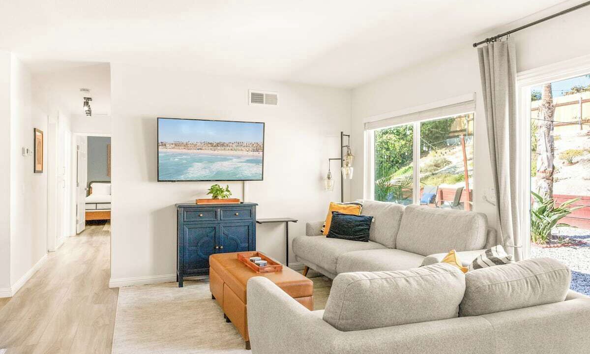 Photo of Bedroom in Oceanside