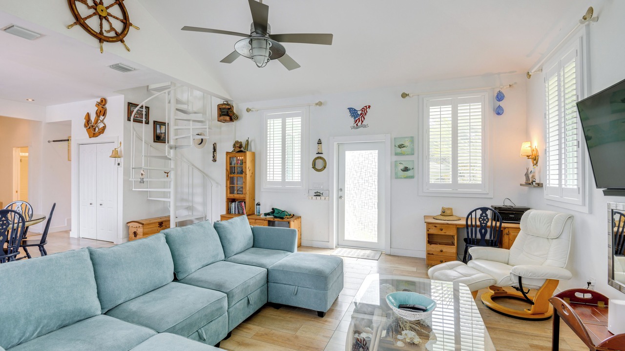 Photo of Livingroom in Big Coppitt Key
